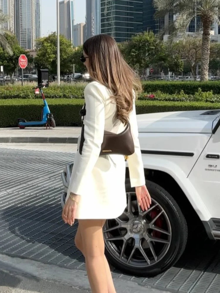 Vivienne Solid Chic Dress