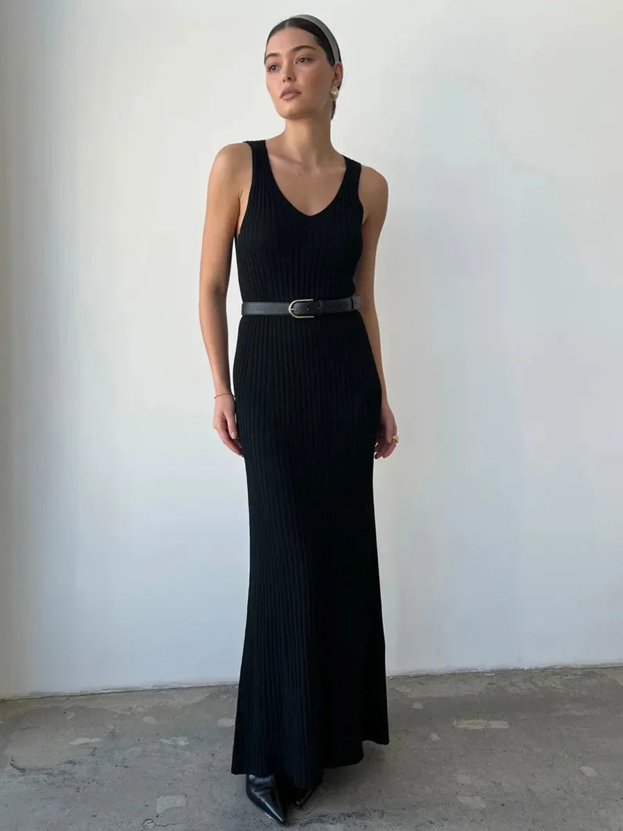 Elena Chic Knitted Midi Dress